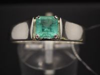 Серебряное кольцо унисекс с натуральным изумрудом - 200